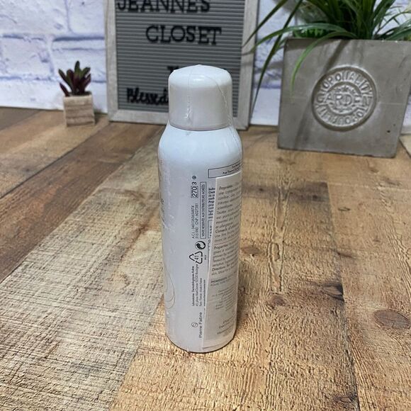 Eau Thermale Avene Thermal Spring Water, Facial Mist Spray for Sensitive Skin - Picture 3 of 4